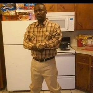 Meet your Posher, Ezzard